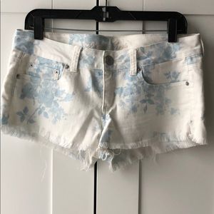 American Eagle Outfitters, Floral shorts, Low Rise